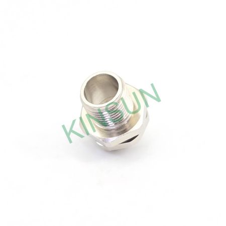 針對M12 K-code膠芯所設計的金屬螺牙連接外罩